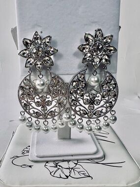 Swarovski Fifth Avenue Collection Silver Pearl Drop Chandelier Earrings